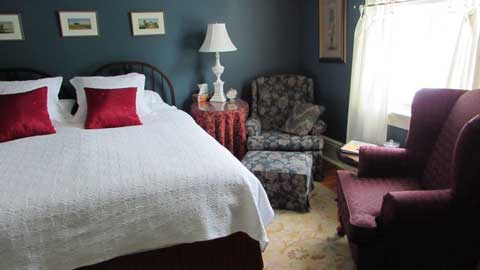 Room 203 at Telegraph House Bed & Breakfast, Port Stanley